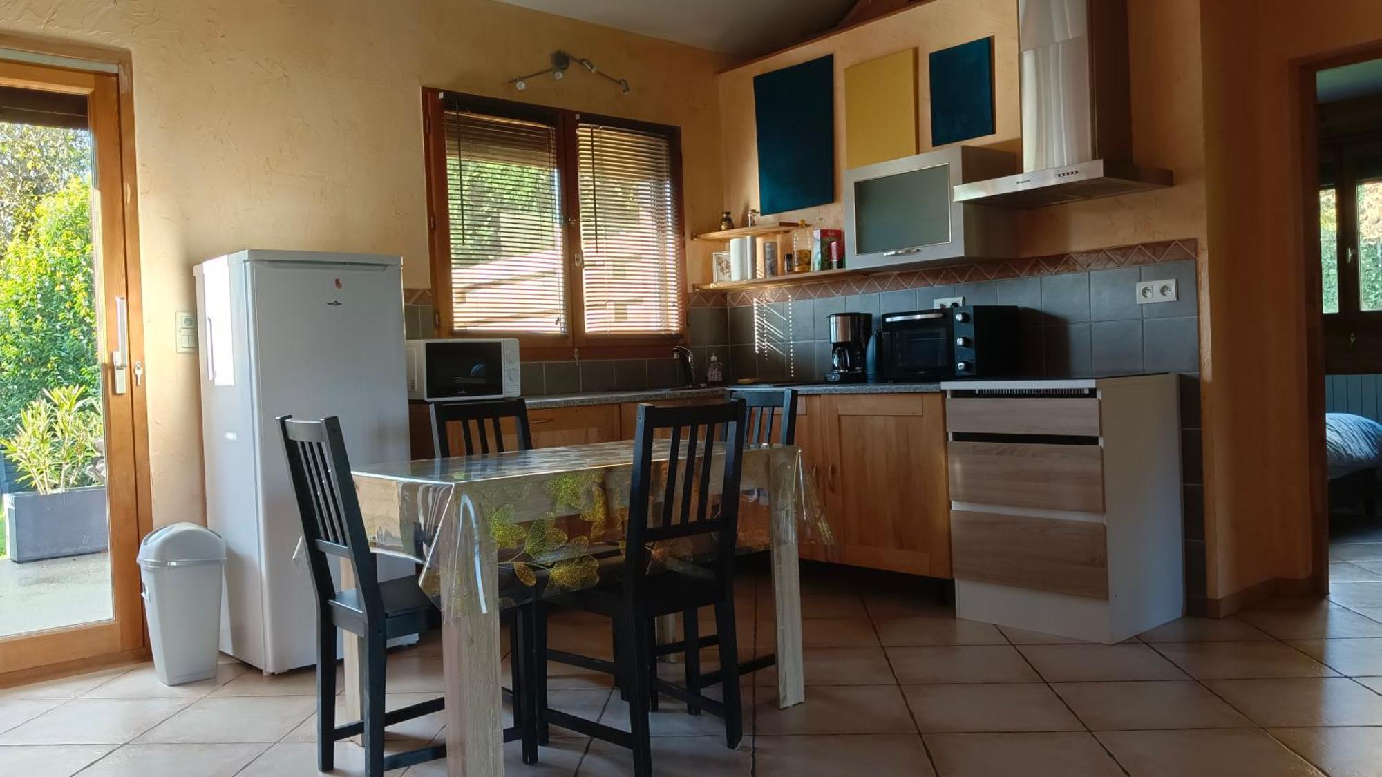 Chalet 2 Chambres En Savoie Pour 1 A 4 Personnes Gerbaix Luaran gambar